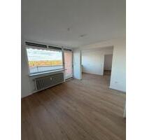 Helle und moderne 2,5 ZKB 55m2 mit großem Balkon & Panoramablick - Augsburg Lechhausen