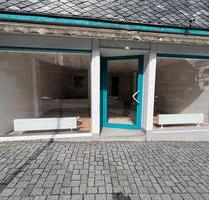 Ladenlokal - 850,00&nbsp;EUR Kaltmiete, ca.&nbsp; 79,00&nbsp;m&sup2; in Wermelskirchen (PLZ: 42929)
