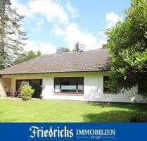 Idyllisches Einfamilienhaus mit Garage und Gartengrundstück in Bad Zwischenahn-Rostrup