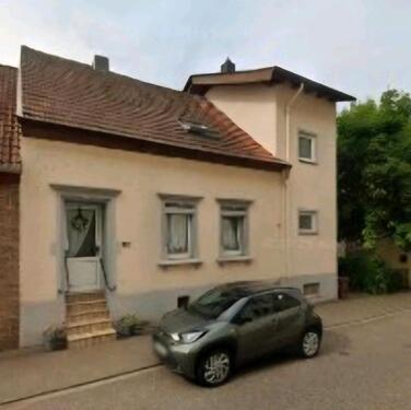 Foto - Charmantes Zweifamilienhaus mit viel Potenzial