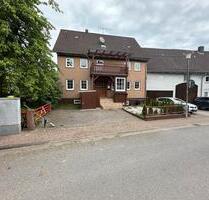 Haus neu renoviert und mobiliert 140qm zu vermieten 900€ kalt - Stadtoldendorf