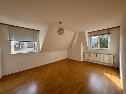 Foto - gemütliche 3 Zimmer Dachgeschoss Wohnung - 48 m2 Wohnfl.