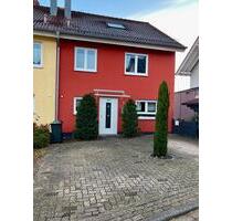 Familientraum - großzügige DHH mit ELW, Garten, Terrasse, Garage - Malsch