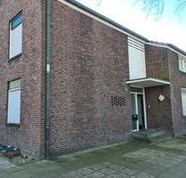 Doppelhaushälfte mit großem Garten und überlanger Garage - Neukirchen-Vluyn