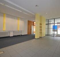 160 m² Büro Praxis Zentrum Marktredwitz mit Parkplatz & Tresor