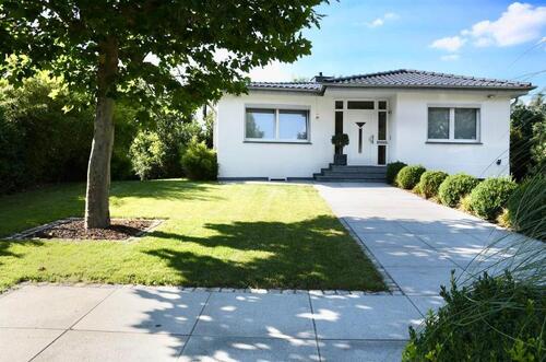 Foto - Ihr Traumhaus auf Zeit: Luxuriöses, vollständig möbliertes Einfamilienhaus mit 5 Zimmern und Garten