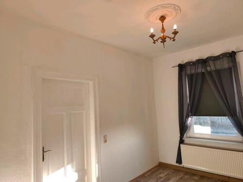 Foto - 3 Raumwohnung, Einbauküche, Wanne, Garten