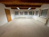 Foto - Lagerraum mit Toilette - 350,00 EUR Kaltmiete, ca.  34,00 m²