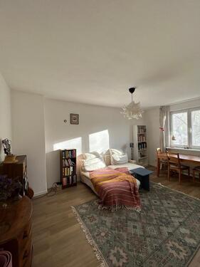 Foto - Renoviert,Frei 2-Zimmer-Wohnung, Fenster+Wanne im Bad
