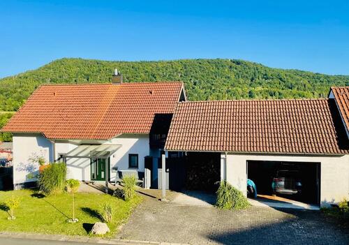 Foto - Großzügiges Einfamilienhaus mit 924 qm Grundstück