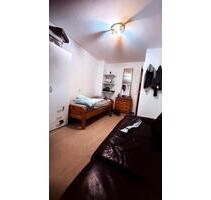 Wg Zimmer in Stuttgart Ost - 390,00&nbsp;EUR Kaltmiete, ca.&nbsp; 15,00&nbsp;m&sup2; in Stuttgart (PLZ: 70374) Bad Cannstatt