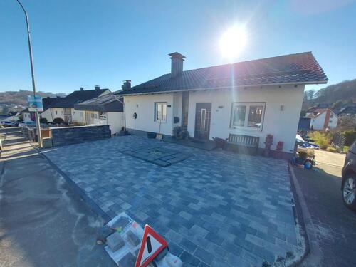 Foto - Modernisiertes Einfamilienhaus mit 220 m² Wohnfläche Bergneustadt