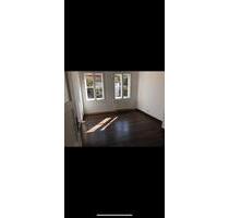 Zimmer zu vermieten in Zirndorf in Kosmetik und Nagelstudio - Oberasbach