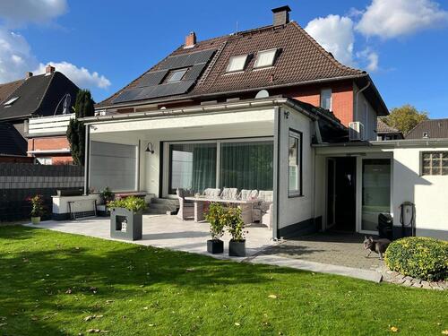 Foto - Doppelhaushälfte zu Verkaufen - 800.000,00&nbsp;EUR Kaufpreis, ca.&nbsp; 225,00&nbsp;m&sup2;