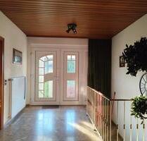 1–2 Familienhaus in Lich, Großzügig, ruhig & mit Weitblick