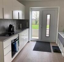 möblierte Einliegerwohnung für (einen) Berufstätige(n) - Heikendorf