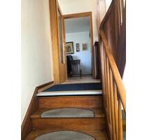 Dachgeschosswohnung im ersten Stockwerk - Friedrichsdorf