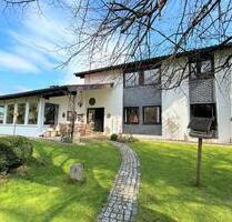 Schönes Architektenhaus für Familien mit Platzbedarf - Osterode am Harz