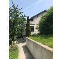 Helle 2,5 Zi.- Whg mit Balkon & TG-Platz in Stuttgart-Gablenberg