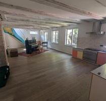 Remise im Hinterhof - Tempelhof - 200m² Wohnen 100m² Arbeiten - Berlin Friedrichshain-Kreuzberg