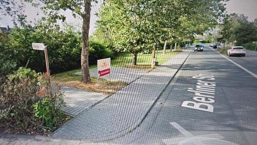 Foto - Großer Stellplatz Seligenstadt Parkplatz Berliner Str.10