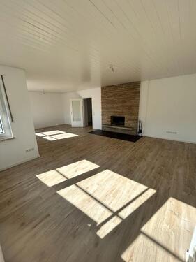 Foto - Großzügige, lichtdurchflutete 3-Zimmer-Wohnung