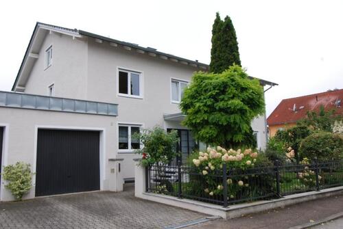 Foto - Etagenwohnung zur Miete in Wettstetten