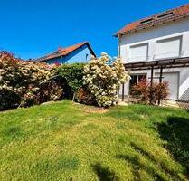Doppelhaushälfte mit Garten in Wiesloch zentral – 6 Zimmer