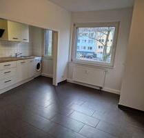 frisch renovierte 2,5-Zimmer Wohnung mit neuer Küche nahe Unikl - Essen Stadtbezirk III