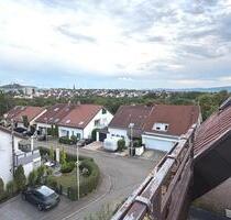 Helle 3-Zimmer Dachgeschosswohnung in Waiblingen-Hohenacker