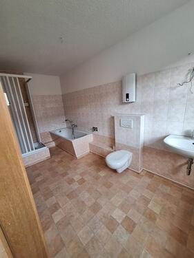 Foto - große 1-Raum-Wohnung in Altentreptow zu vermieten +++Erstbezug nach Teilsanierung Vollrenovierung+++