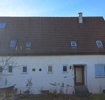 Großzügiges Doppelhaus - 425.000,00&nbsp;EUR Kaufpreis, ca.&nbsp; 170,00&nbsp;m&sup2; in Münsingen (PLZ: 72525)