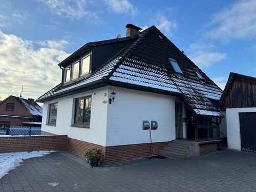 Foto - 6 Zimmer Einfamilienhaus in Hollenstedt