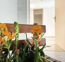 Attraktive 2-Zimmer-Wohnung mit Balkon auf dem Dautzsch in Halles Osten. - Halle (Saale) Büschdorf