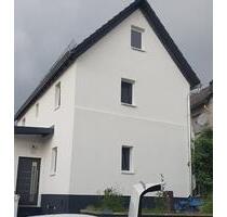Haus zum Verkauf - 300.000,00&nbsp;EUR Kaufpreis, ca.&nbsp; 115,00&nbsp;m&sup2; in Solms (PLZ: 35606)