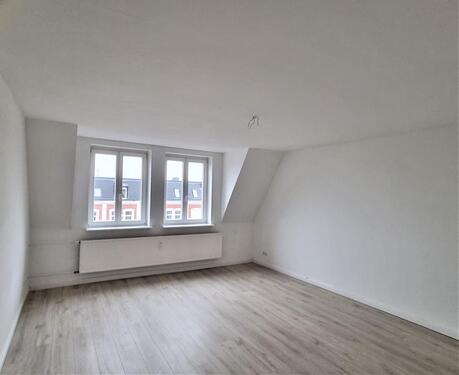 Foto - 3 Zimmer-Dachgeschoss- Wohnung in der Apenraderstr.