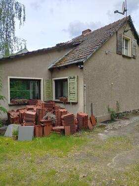 Foto - Haus mit grosser Scheune u.weitläufigem Garten