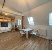 Wohnen auf Zeit: möbliertes Mini-Loft Studio zur Miete in Wedel