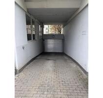 Tiefgaragenstellplatz 80333 ab sofort zu vermieten - München Schwabing-Freimann