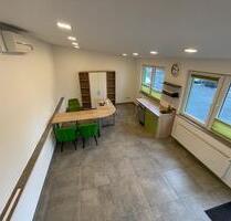 Gewerbeeinheit in Euskirchen Halle Lager Büro Handwerk