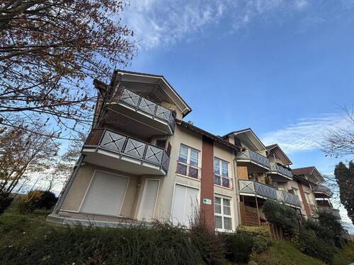Foto - Hochwertig renovierte 3 Raum Wohnung mit Terrasse