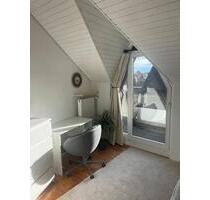 1 Zimmer ca 12m2 mit eigenem Balkon unterzuvermieten - Puchheim