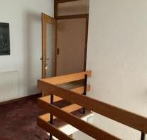 Wohnung erster Stock 2ZKB - 600,00&nbsp;EUR Kaltmiete, ca.&nbsp; 75,00&nbsp;m&sup2; in Gladenbach (PLZ: 35075)