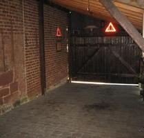 Biete Unterstellplatz im Carport Garage für Auto & Oldtimer - Fronhausen