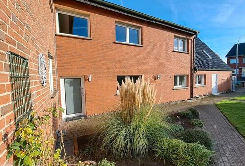 Foto - sanierte Wohnung - 955,00 EUR Kaltmiete, ca.  95,00 m²