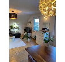 Luxuriöses 2-Zi.-Dachgeschoss-Apartment in Villa in Herford Miete