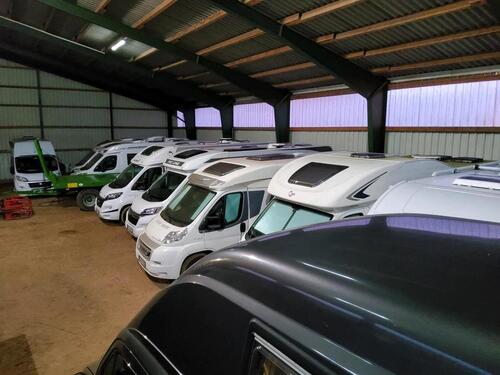 Foto - Demnächst wieder Stellplätze frei Wohnmobil Wohnwagen