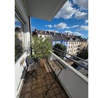 Sehr schöne, helle und voll möblierte 2-Zimmer-Wohnung auf Zeit - Frankfurt am Main Süd