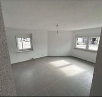 Moderne 2-Zimmer-Wohnung im EG mit Essbereich (barrierefrei) - Schömberg