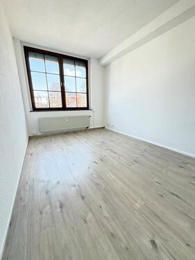 Foto - 2-Raum-Wohnung mit Aufzug & Stellplatz – Erstbezug ab sofort